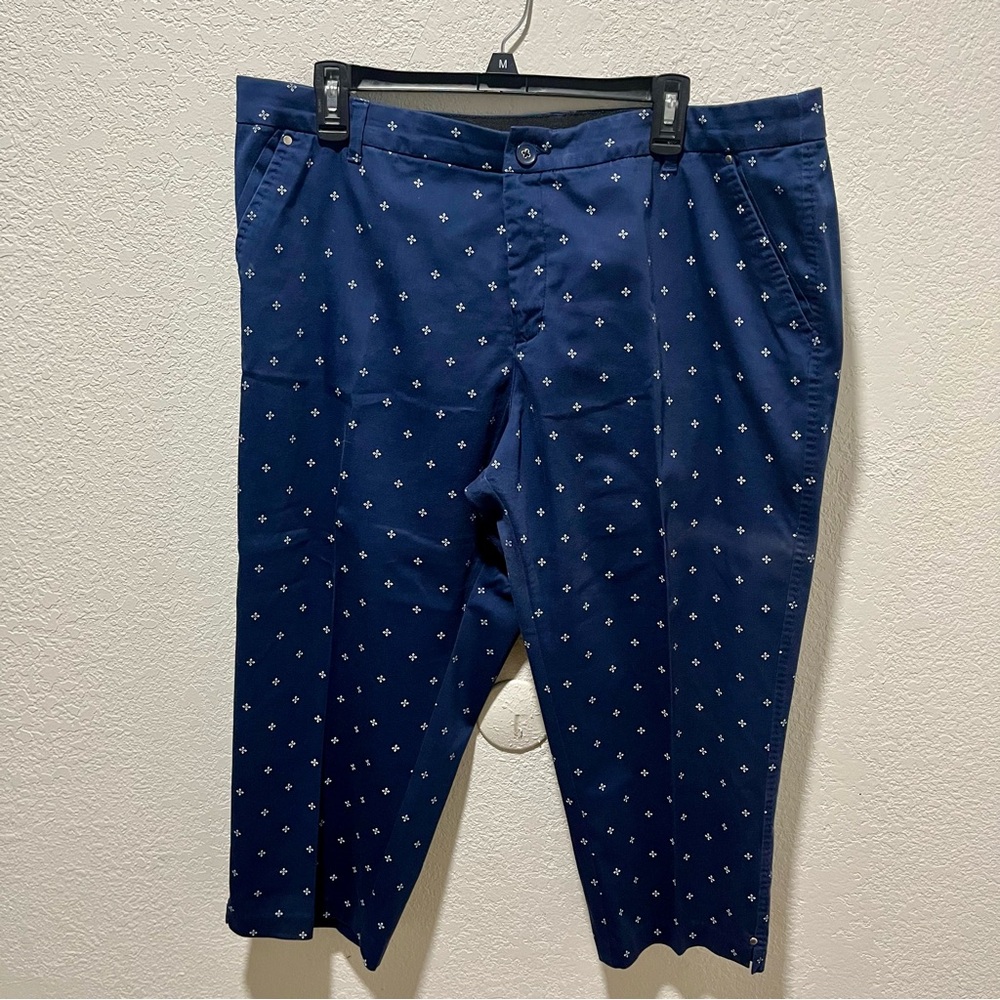 Intro. love the fit Navy Blue Patterned Comfort Waist Capri Pants